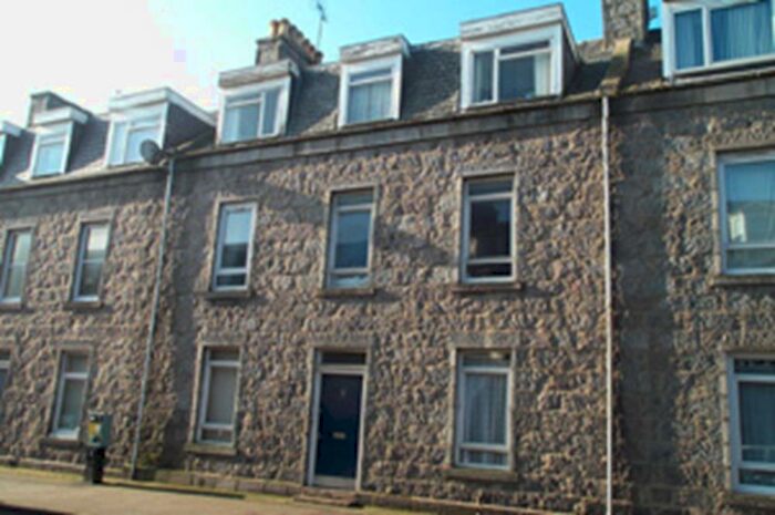 2 Bedroom Flat To Rent In Granton Place (Fl), First Left, AB10