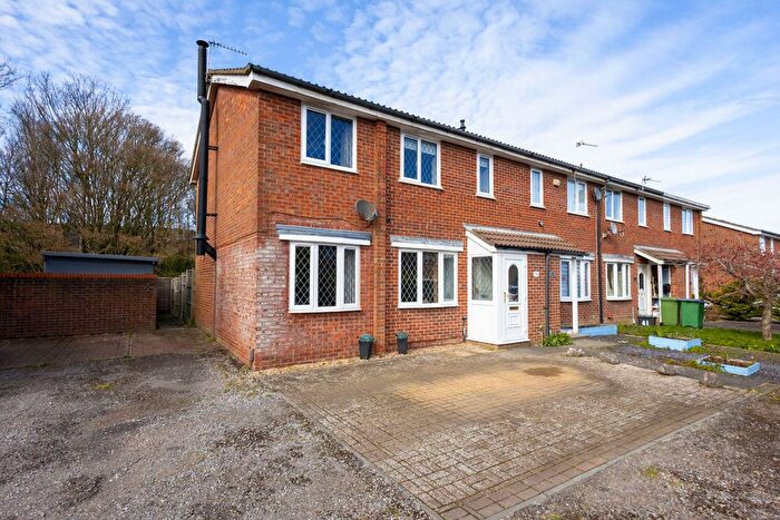 4 Bedroom Semi Detached House For Sale In Pine Way, Folkestone, CT19