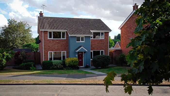 4 Bedroom Detached House For Sale In Lockington Road, Stowmarket, IP14
