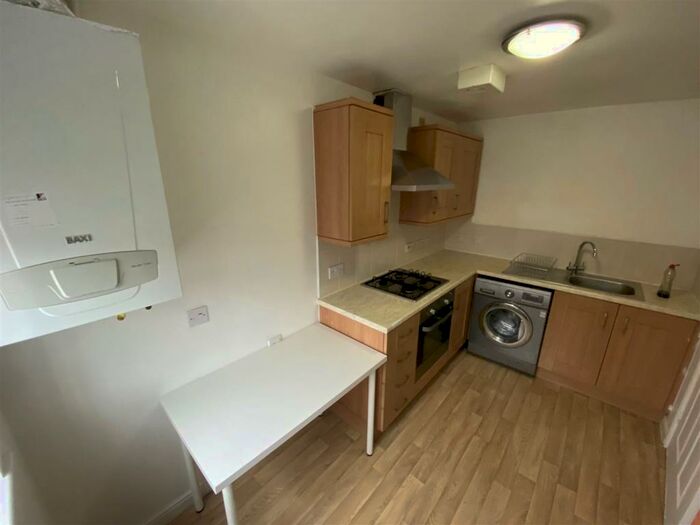 3 Bedroom Semi-Detached House To Rent In Metcombe Way, Manchester, M11