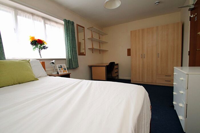 4 Bedroom Semi-Detached House To Rent In Regency Place, Canterbury, CT1