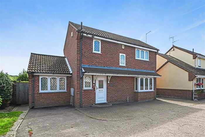 3 Bedroom Detached House For Sale In Longridge, Colchester, CO4