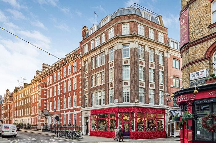 1 Bedroom Flat To Rent In Bulstrode Street, London, W1U