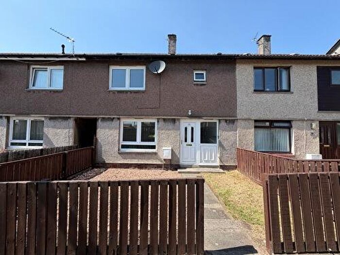 3 Bedroom Terraced House To Rent In Waverley Place, Lochgelly, KY5