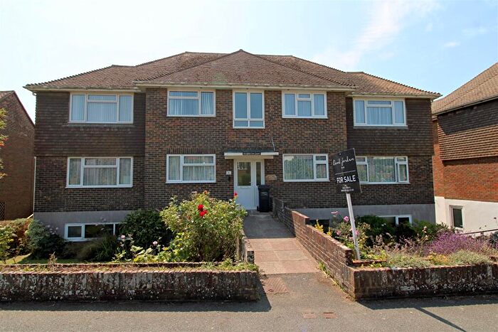 2 Bedroom Flat For Sale In Chyngton Road, Seaford, BN25