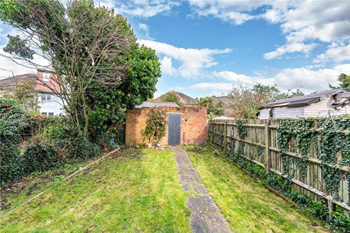 4 Bedroom Semi-Detached House To Rent In Rivermeads Avenue, Twickenham, Middlesex, TW2