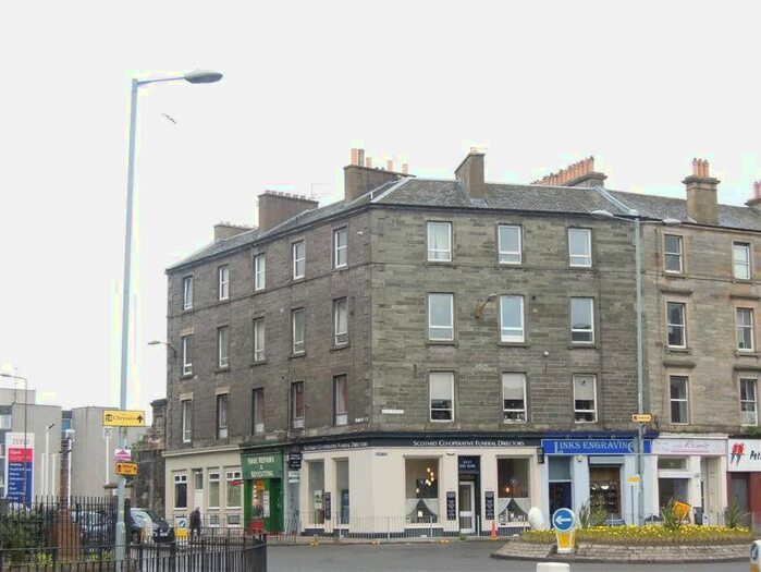 2 Bedroom Flat To Rent In Easter Road, Edinburgh, EH6