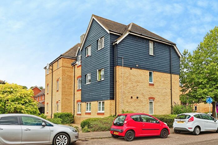2 Bedroom Flat For Sale In Blackthorn Road, Hersden, Canterbury, CT3