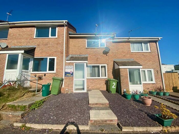 2 Bedroom House To Rent In Forest View, Talbot Green, CF72