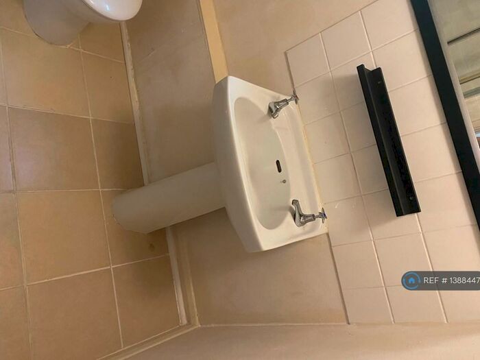 Studio To Rent In Nora Court, Chatham, ME4