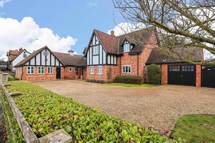 4 Bedroom Detached House For Sale In High Street, Offord Cluny, PE19