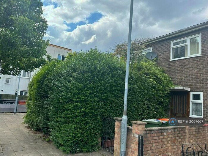 4 Bedroom Terraced House To Rent In Libra Road, London, E13