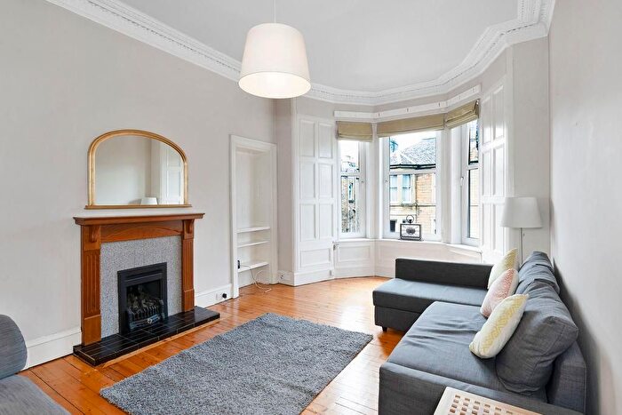 2 Bedroom Flat To Rent In West Savile Terrace, Edinburgh, EH9