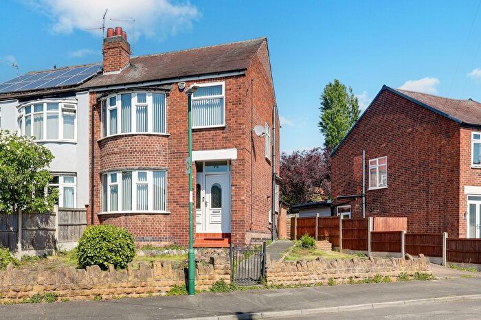 3 Bedroom Semi Detached House For Sale In Ingram Road, Nottingham, NG6