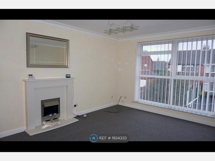 2 Bedroom Flat To Rent In Garfield Court, Blackpool, FY3