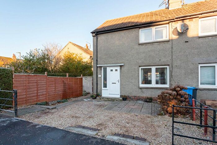 2 Bedroom End Of Terrace House For Sale In Balunie Terrace, Dundee, Angus, DD4