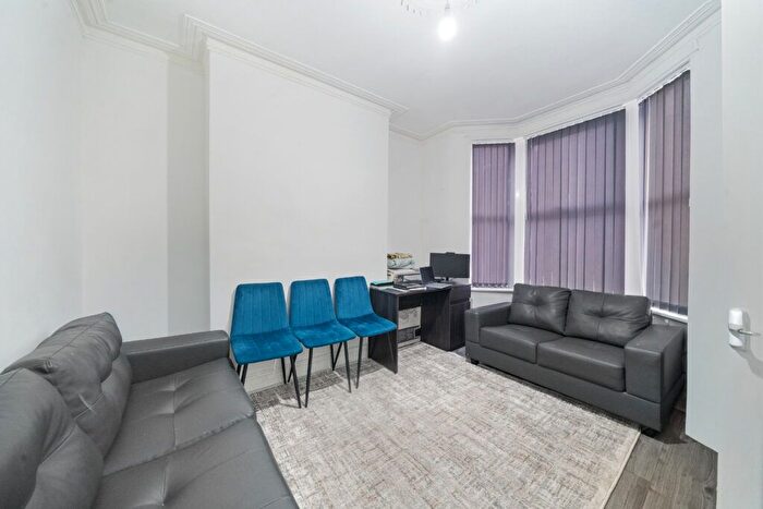 4 Bedroom Terraced House For Sale In Aspen Grove, Liverpool, United Kingdom, L8