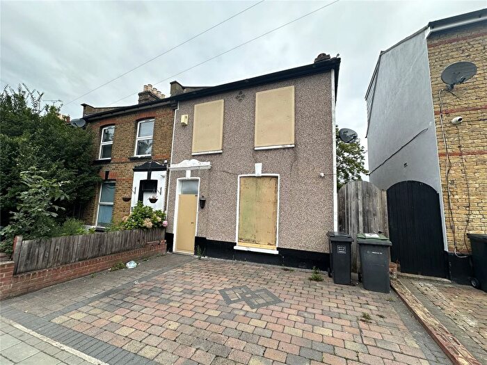 2 Bedroom Terraced House For Sale In Sandhurst Road, London, SE6