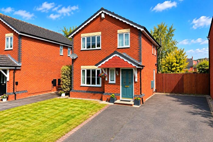 3 Bedroom Detached House For Sale In Scholars Close, Saltney, Chester, CH4
