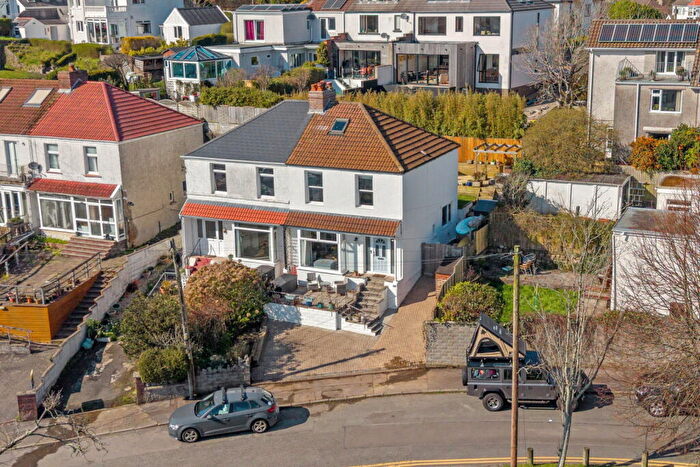 2 Bedroom Semi Detached House For Sale In Riversdale Road, West Cross, Swansea, SA3