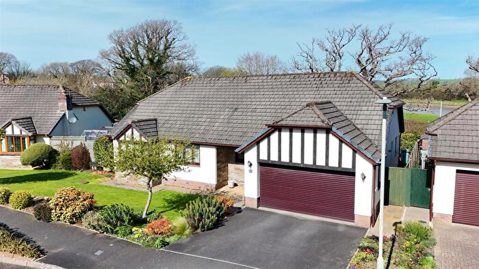 3 Bedroom Detached Bungalow For Sale In Taw Meadow Crescent, Fremington, Barnstaple, EX31