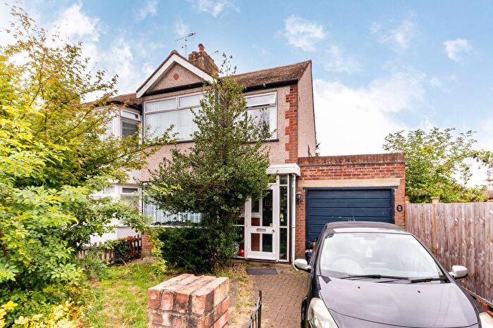 4 Bedroom Semi-Detached House To Rent In Vincam Close, Twickenham, TW2