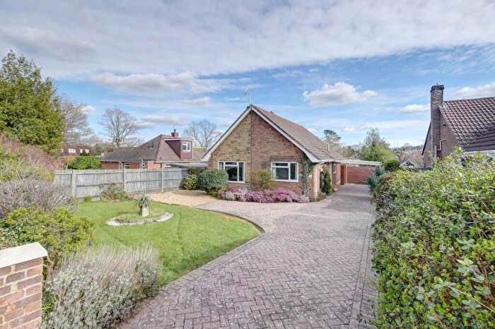 2 Bedroom Detached Bungalow For Sale In Hawthylands Crescent, Hailsham, BN27