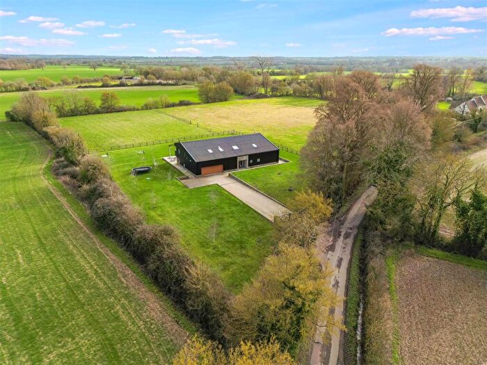 4 Bedroom Barn Conversion To Rent In Pepples Lane, Wimbish, Saffron Walden, CB10