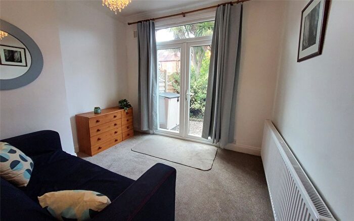 1 Bedroom Maisonette To Rent In Sumner Road, Harrow, HA1