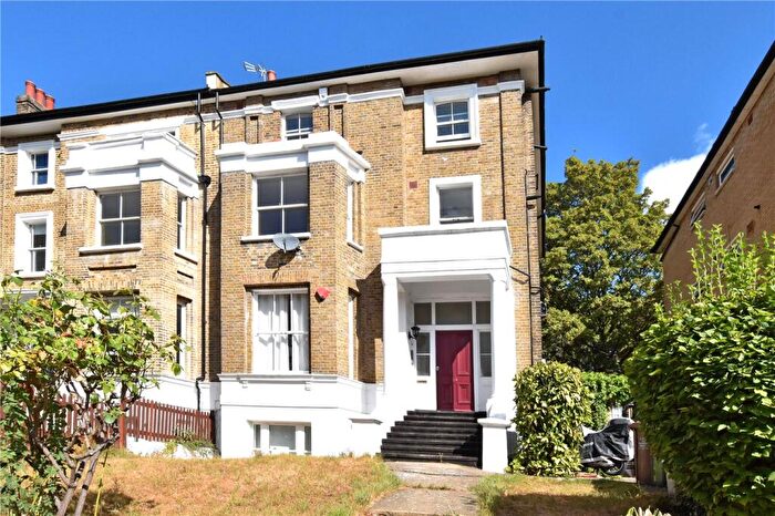 2 Bedroom Apartment For Sale In Granville Park, Lewisham, London, SE13