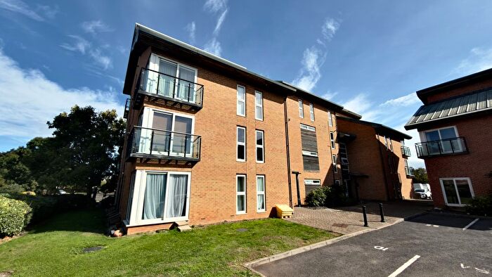 2 Bedroom Flat For Sale In Bransby Way, Weston-Super-Mare, BS24