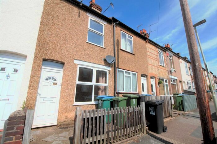 2 Bedroom Terraced House To Rent In Holywell Road, Watford, WD18