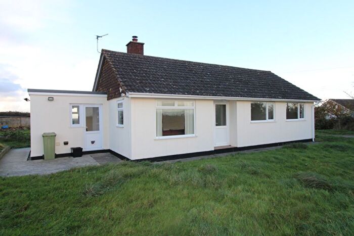 3 Bedroom Detached House To Rent In Farringdon Hill, Bridgwater, TA5