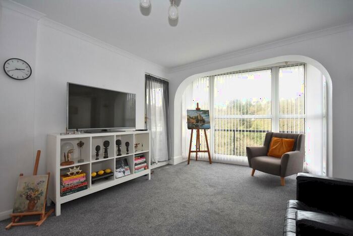 2 Bedroom Apartment For Sale In Seabank, The Esplanade, Penarth, CF64