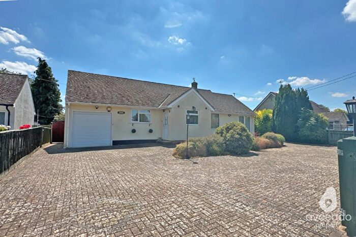 4 Bedroom Detached Bungalow For Sale In Merton, Bicester, Oxfordshire, OX25