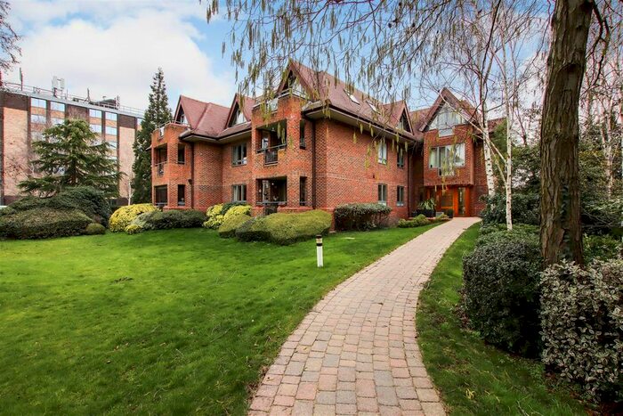 2 Bedroom Flat To Rent In Woodvale Lodge, Manhattan Drive, Cambridge, CB4