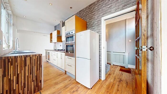 5 Bedroom Detached House For Sale In Knowsley Road, St. Helens, WA10