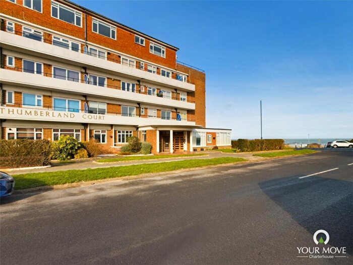 2 Bedroom Flat For Sale In Northumberland Avenue, Margate, Kent, CT9
