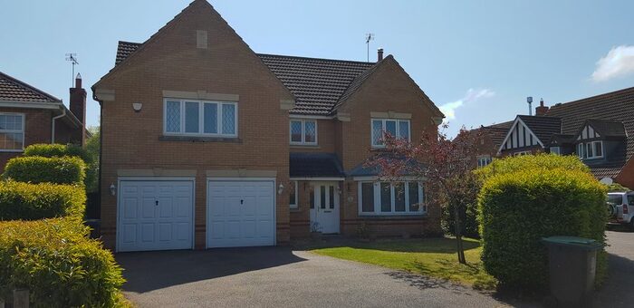 5 Bedroom Detached House To Rent In Comfrey Close, Rushden, NN10