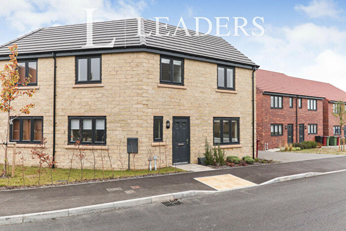 3 Bedroom Cluster House To Rent In Limestone Avenue, Clay Cross, S45