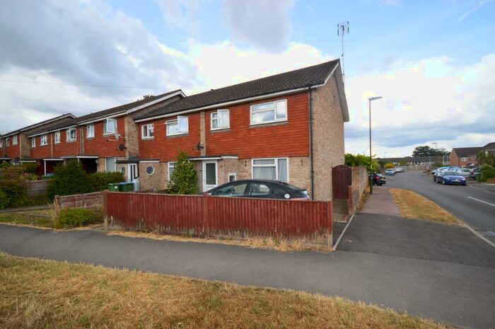 3 Bedroom Semi-Detached House To Rent In Rusper Road, Horsham, RH12