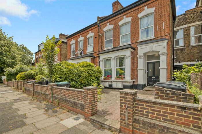 1 Bedroom Apartment To Rent In Pembury Road, Tottenham, London, N17