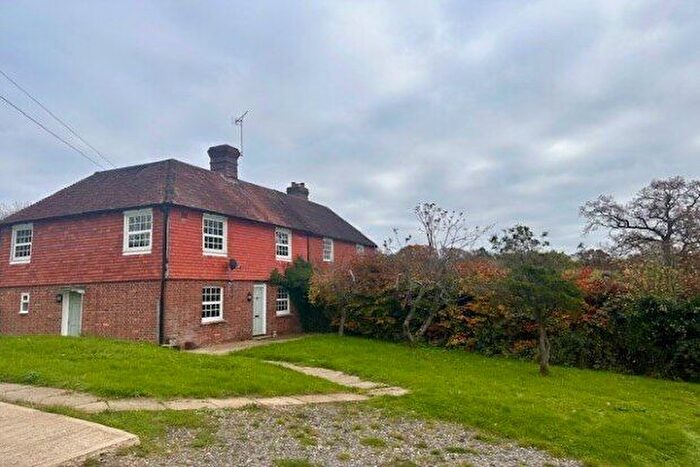 3 Bedroom Property To Rent In The Dens, Wadhurst, TN5