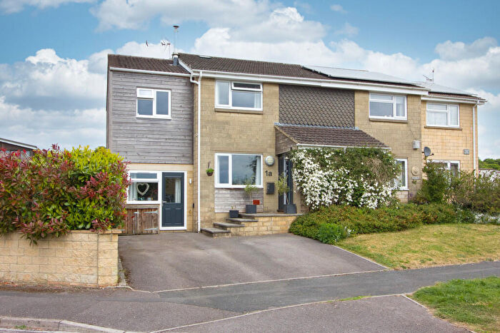 4 Bedroom Semi-Detached House For Sale In Pine Close, Corsham, SN13