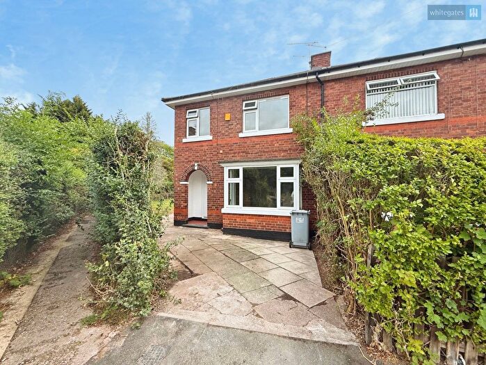 3 Bedroom Semi-Detached House For Sale In White Avenue, Crewe, Cheshire, CW2