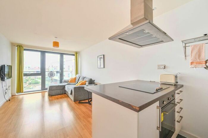 1 Bedroom Flat To Rent In Vellum Court, Walthamstow, London, E17