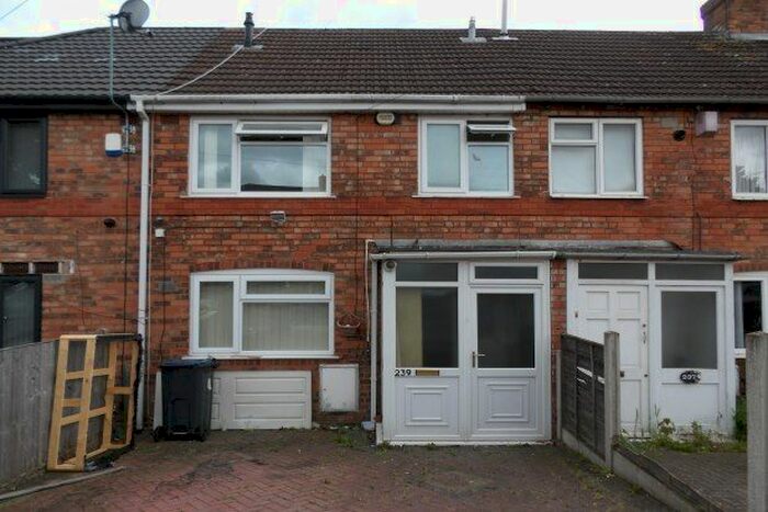 3 Bedroom Terraced House To Rent In Pool Farm Road, Birmingham, B27