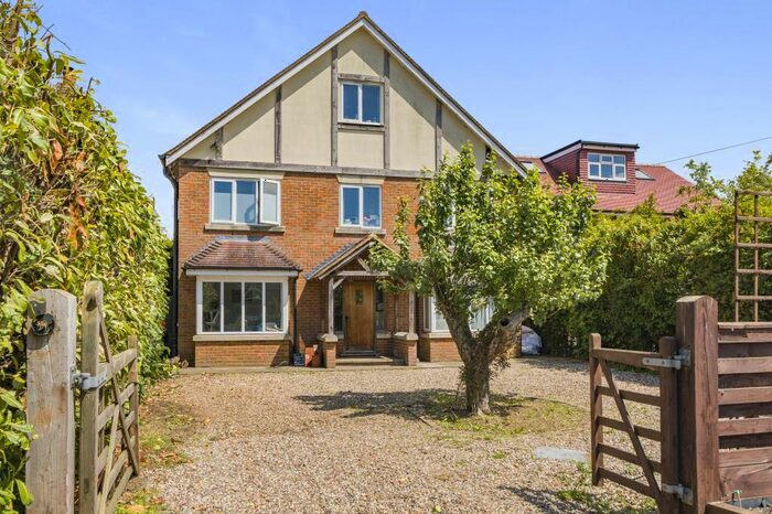 6 Bedroom Detached House For Sale In Bellingdon, Buckinghamshire, HP5