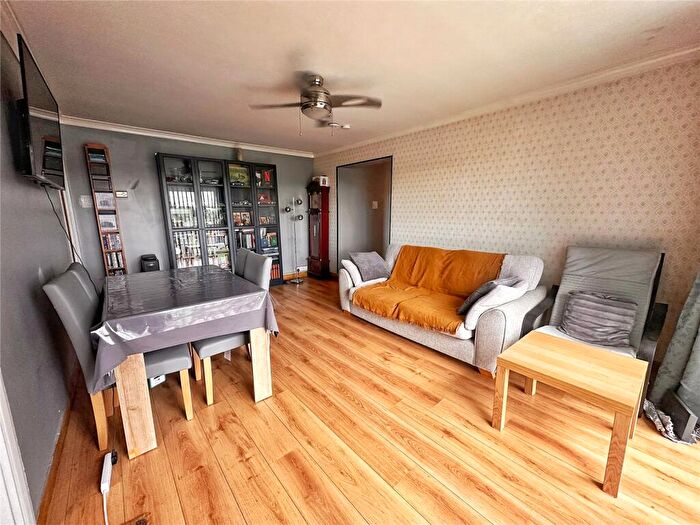 1 Bedroom Apartment For Sale In Baguley Crescent, Rhodes, Middleton, Manchester, M24