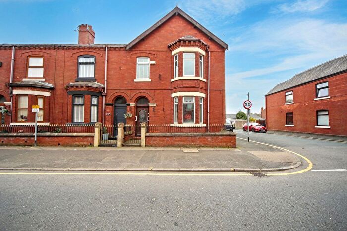 2 Bedroom End Terrace House For Sale In Darlington Street East, Wigan, WN1